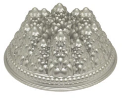 Nordic Ware Tulbandvorm 10 Kerstbomen ø 24 Cm Aluminium Grijs