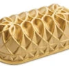Nordic Ware Jubilee Loaf Pan Bakvorm 1,42 Liter Aluminium Goudkleurig 1 Nordic Ware Jubilee Loaf Pan Bakvorm 1,42 Liter Aluminium Goudkleurig -Rhythm & Rizz 82677 jubilee loaf pan 780x780