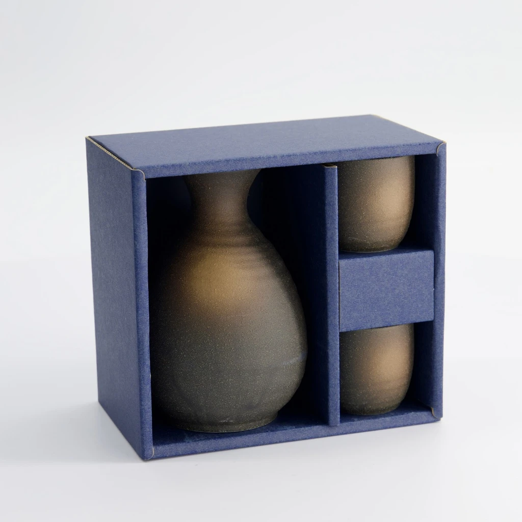 Oldenhof Bizenbuki Sake Set 3-delig 3 Oldenhof Bizenbuki Sake Set 3-delig