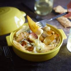 Emile Henry Ovenschaal Voor Kaas 19,5 X 17,5 Cm Aardewerk Geel -Rhythm & Rizz emile henry ovenschaal voor kaas geel