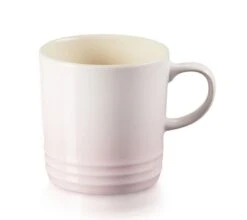 Le Creuset Mok 350 Ml Aardewerk Shell Pink -Rhythm & Rizz rs8848 lc 20190926 th ps 0253 scr