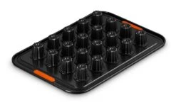 Le Creuset Pâtiliss Bakvorm Voor 20 Mini-cannelés Staal Zwart -Rhythm & Rizz t 68a663241473459c754a60b1214dcc88